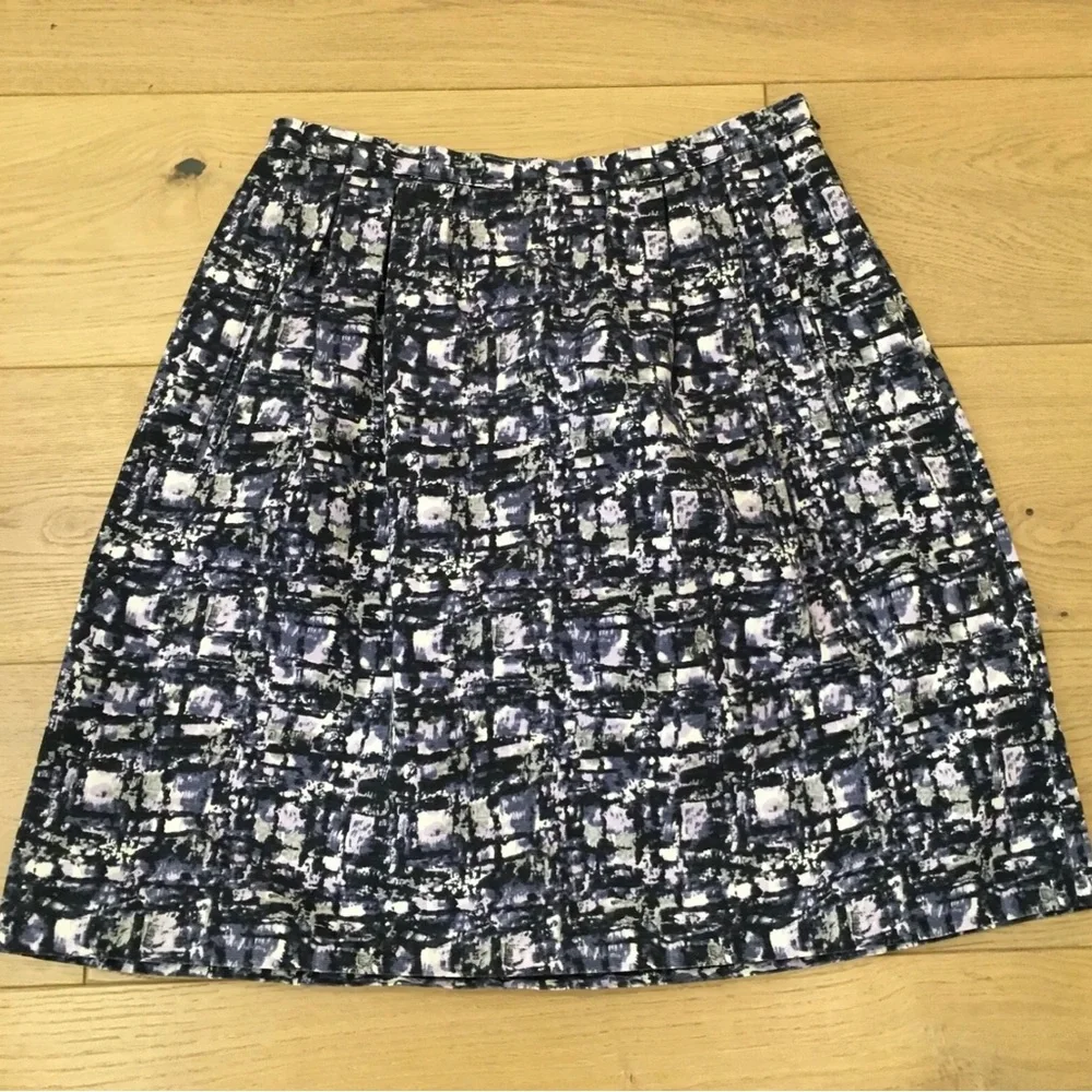 Michael Kors Round Skirt Blue Purple Geometric Print with Pockets! Size 6